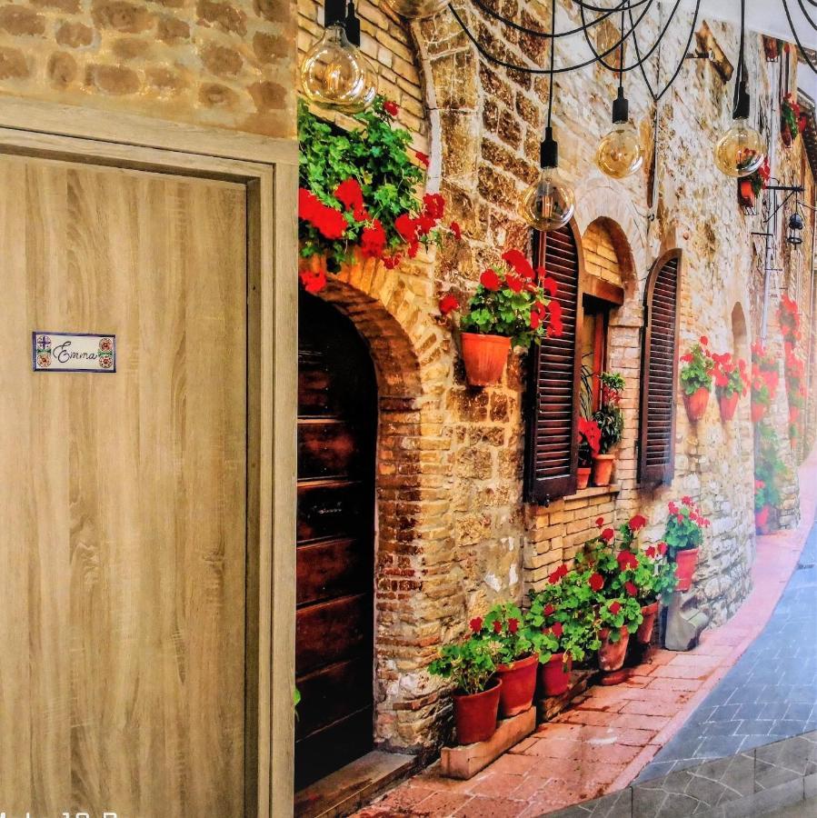 Appartment & Rooms Secondopiano Чивидале-дель-Фриули Экстерьер фото