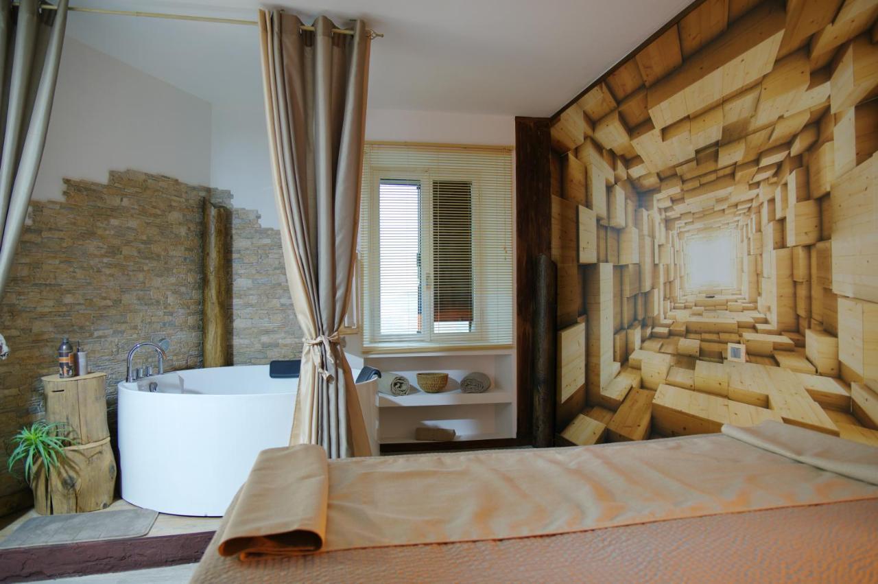 Appartment & Rooms Secondopiano Чивидале-дель-Фриули Экстерьер фото