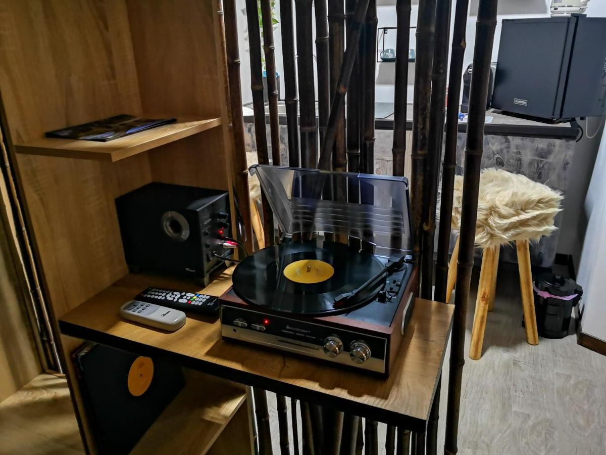 Appartment & Rooms Secondopiano Чивидале-дель-Фриули Экстерьер фото